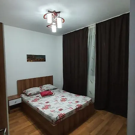 Fundeni- Dragonul Rosu 3* Bükreş