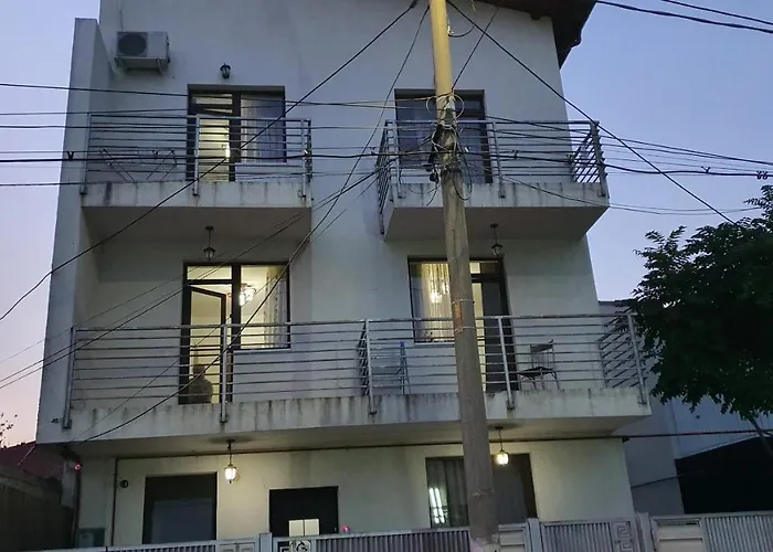 Fundeni- Dragonul Rosu