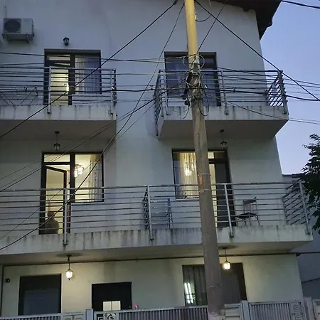 Fundeni- Dragonul Rosu